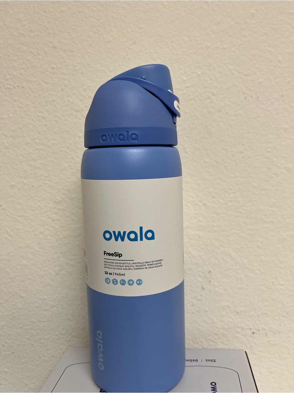 Owala FreeSip Insulated Bottle — Blue 32 oz